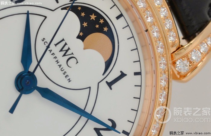 华丽月相 品评IWC万国表达文西月相全自动腕表36“150周年纪念”纪念版红金腕表