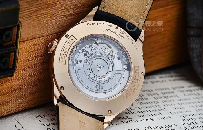 雅致名士   品评名士克里顿系列产品MOA10058腕表