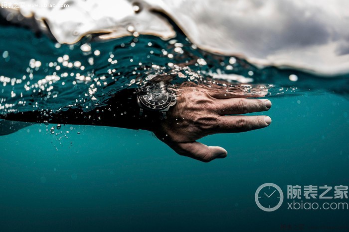 每日知识分析-比极限值深10米 再次创下自由潜水神话传说 采访沛纳海全世界品牌使者GUILLAUME NéRY老先生