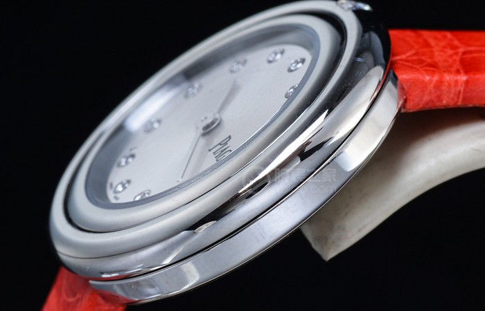 一十八般武艺：百变的时尚回转 品评Piaget伯爵Possession腕表