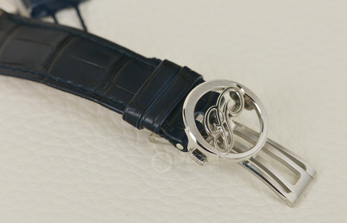 雅致精美 卓越性能 品评宝玑经典繁杂系列产品5367纤薄陀飞轮铂金腕表