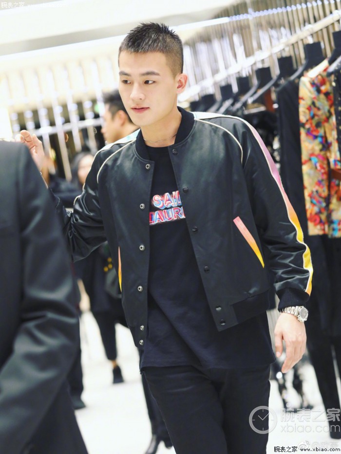 男明星机场腕表图鉴!李易峰、井柏然、黄子韬、许魏洲都戴了什么表?