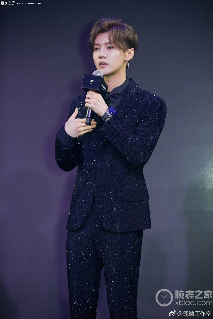 戴着戴着就成了爱彼史上首位华人品牌大使——鹿晗