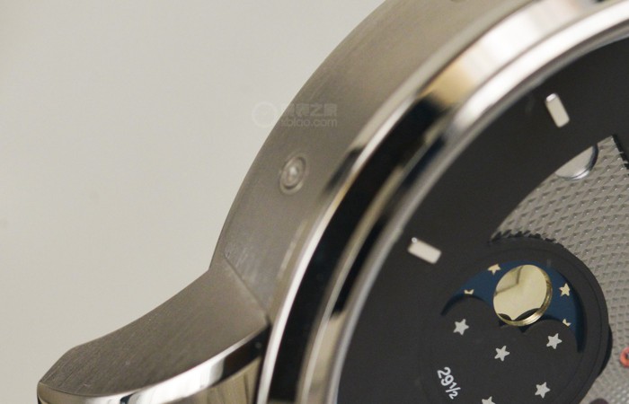 别出心裁的镂空工艺 品评格拉苏蒂原创设计立法委员系列产品腕表