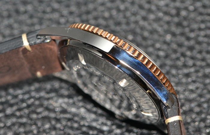 铭记岁月 复古时尚情怀 品评豪利时65年还原潜水青铜腕表