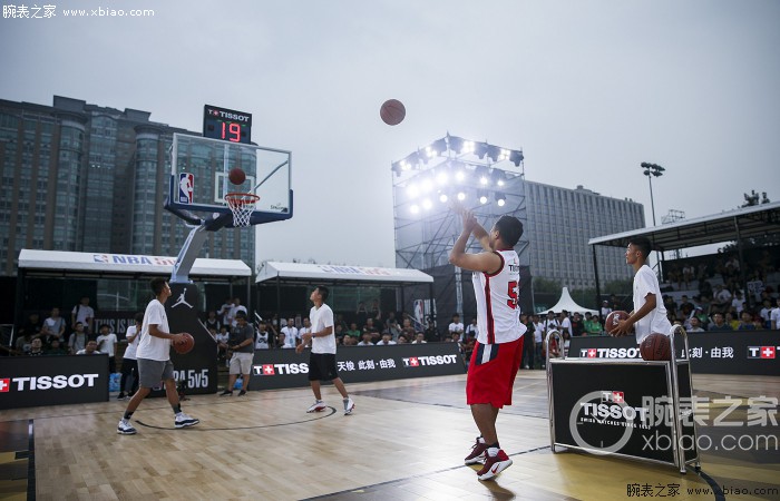 这一刻 火力全开 天梭表携手名宿球星助力NBA中国赛上海站