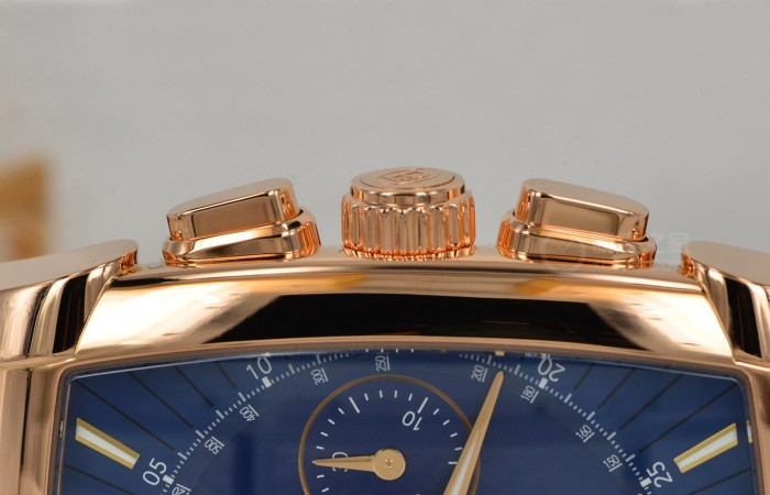 一传十：不凡手表不凡界定 品评帕玛强尼Kalpa系列酒桶型腕表