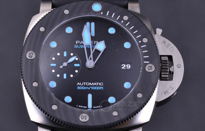 雄浑个性化 实拍视频沛纳海全新升级Submersible BMG-TECHTM腕表