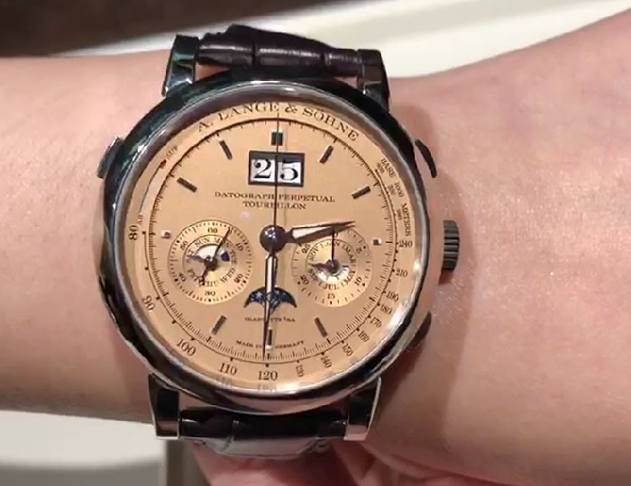 【视频】试戴今年表展朗格最复杂的腕表
