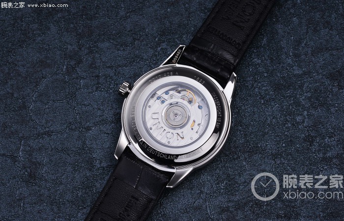 万余元等级 为什么选择选购这一款腕表？