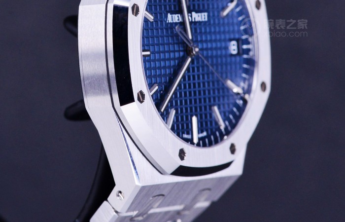 台州皇家橡树爱彼手表回收值多少钱？