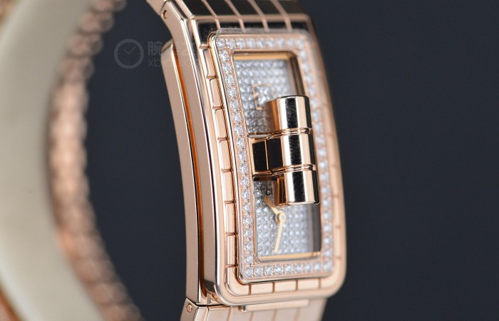 是腕表都是珠宝首饰 实拍视频香奈儿全新升级CODE COCO腕表