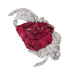 梵克雅宝全新Treasure of Rubies红宝石珍藏高级珠宝系列向红宝石的珍贵与炙热色泽致敬