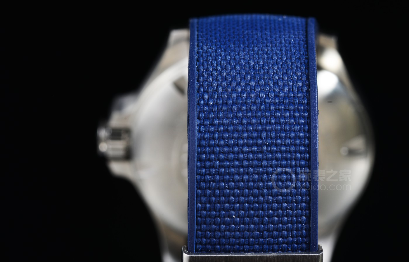 精准、抗造、双时区  品鉴浪琴康卡斯系列V.H.P. GMT光感设置腕表