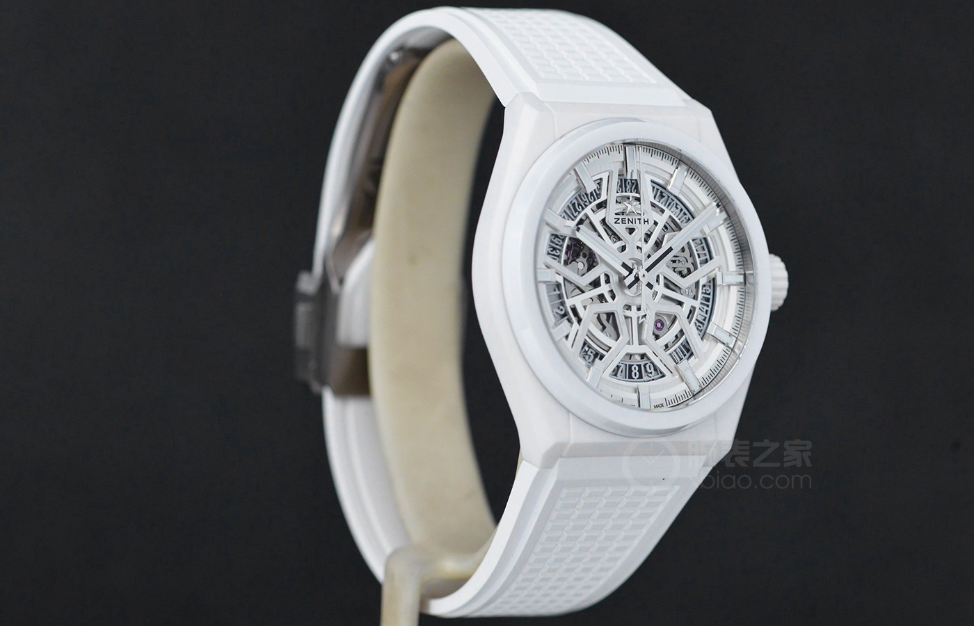 浮生若梦」纯粹的先锋之美 真力时DEFY Classic系列白色陶瓷腕表