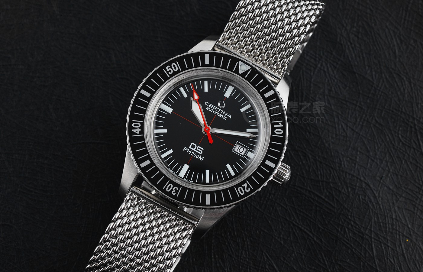高性价比的腕表之选 不上6000就可拿到雪铁纳潜水手表