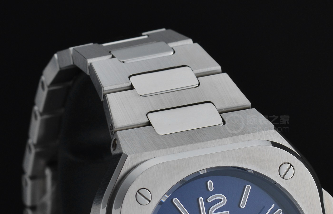 方中带圆的诠释 品鉴柏莱士全新升级BR 05系列产品腕表