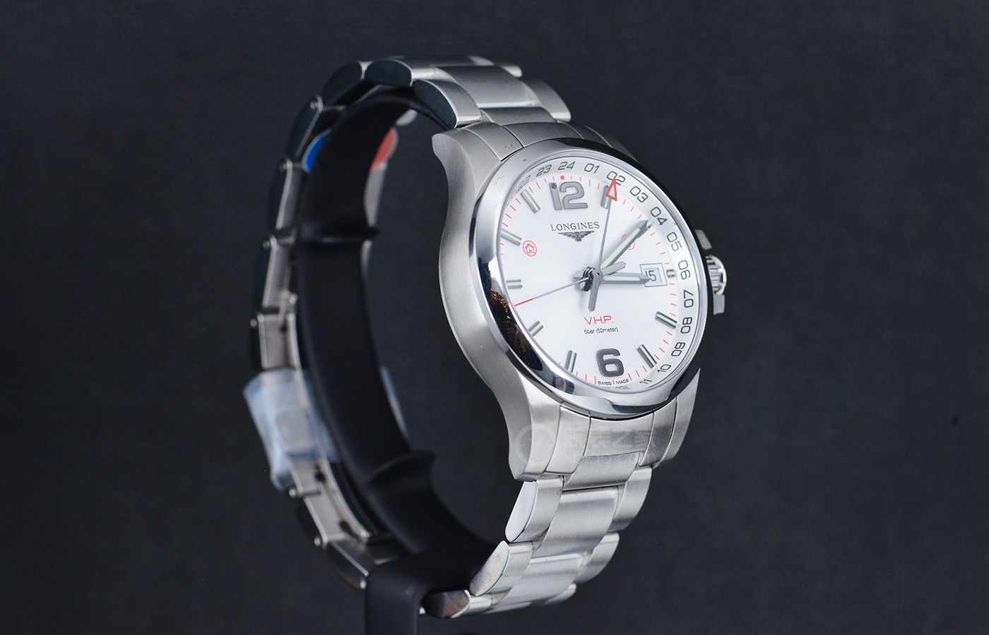 万余元等级两地时 品评浪琴手表运动系列VHP腕表