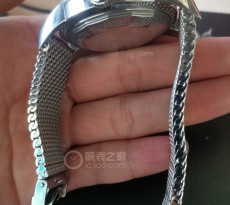上班戶外都不成問題 百年靈海文二代適合我