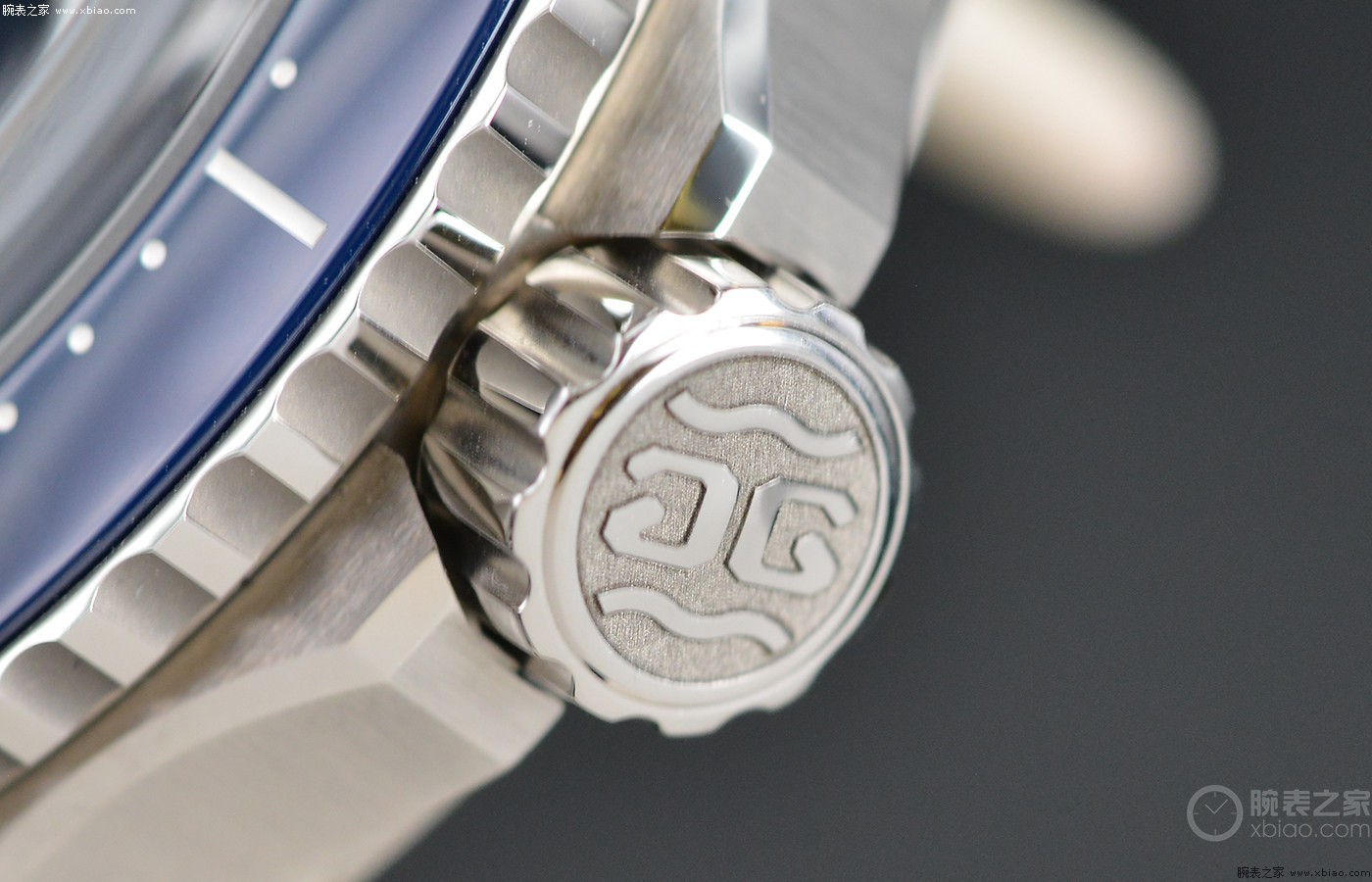 专业与实用的完美结合 品鉴格拉苏蒂原创大日历SeaQ腕表