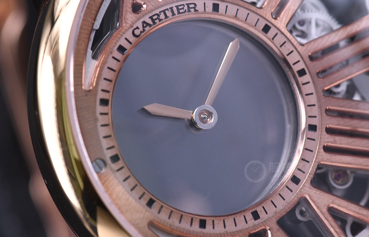 悬浮的时间 品鉴卡地亚Rotonde de Cartier镂空腕表