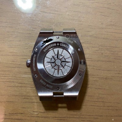 江诗丹顿石英系列手表