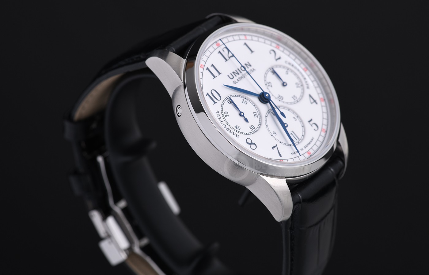 君臣义|两万块的德系腕表，它的美独一份