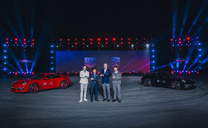 TAG Heuer泰格豪雅携手保时捷(Porsche) 宣布合作