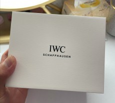 完成十年前的夢想  入手萬國葡萄牙計時