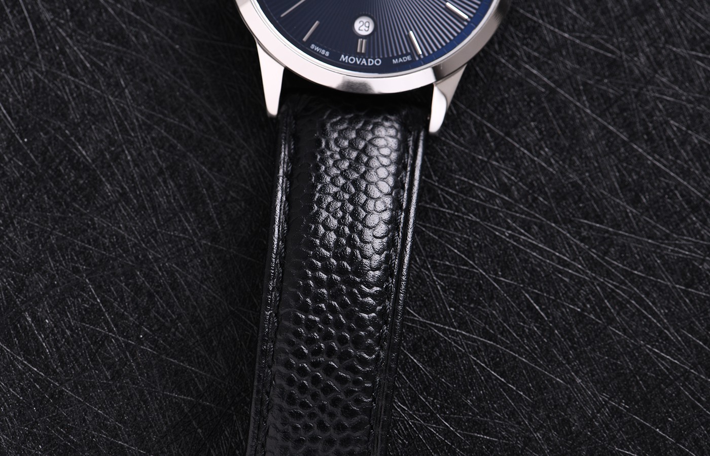 再也不用“猜时长”，品评摩凡陀1881系列产品深蓝色腕表