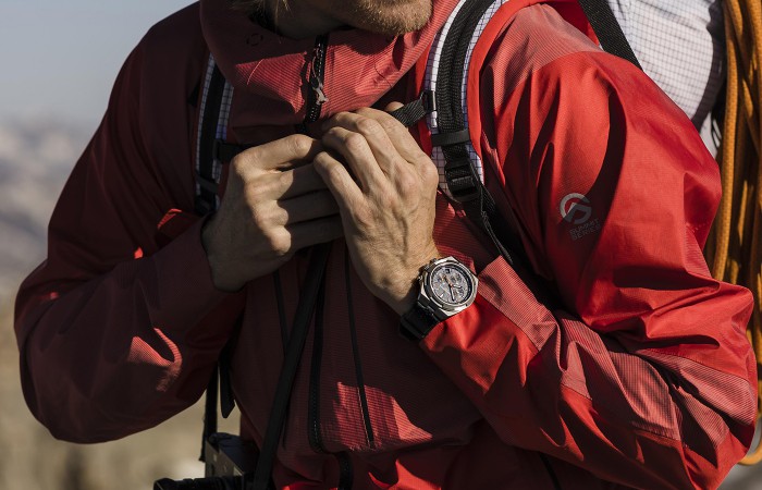 江诗丹顿推出全新OVERSEAS纵横四海系列限量版腕表  ——“珠穆朗玛峰”