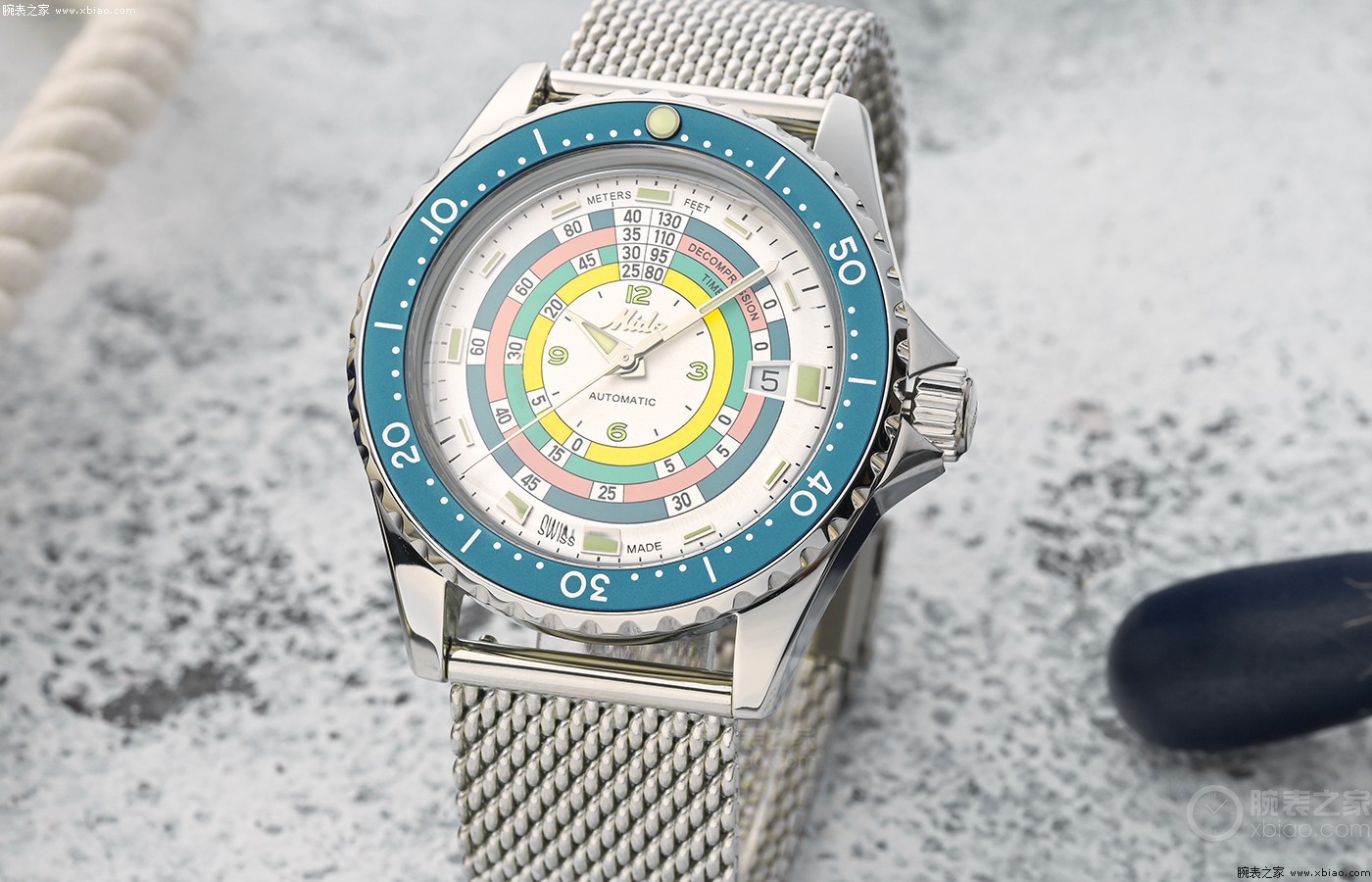 河东狮吼」这款千元级爆款“彩虹圈”潜水腕表 带来全新设计