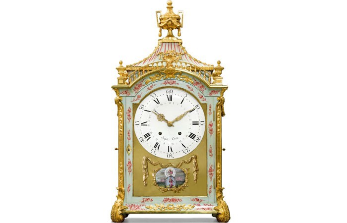 雅克德羅“Effinger”座鐘拍出256,000瑞郎