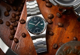 天梭表推出全新PRX Powermatic 80绿盘腕表