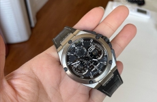 紀念我的第一支萬年歷  萬國表工程師黑盤