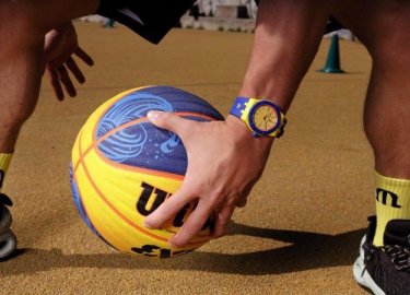 艾美表推出AIKON #tide腕表FIBA 3×3特別版