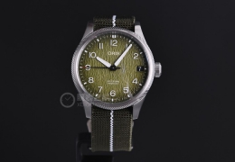 公价一万五，这款腕表“绿”得不一样