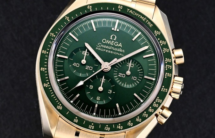 如果你也在尋找一枚綠盤腕表，它是個不錯的選擇