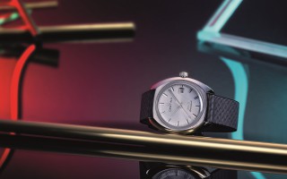瑞士雪鐵納 DS-2 極速系列 80 小時長動力腕表：傳承經典，開拓創新