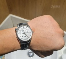 復雜的盤面讓我東西  入手積家大家地理學家