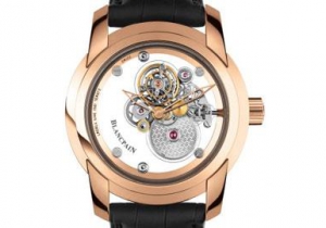 宝珀推出香港钟表展新腕表