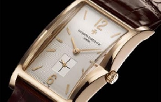江诗丹顿推出Historiques Aronde 1954 腕表