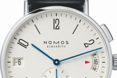 简约之美Nomos GMT Plus手表