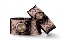 古铜色的诱惑Gucci新款Twirl 系列手表
