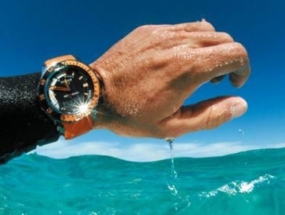 天梭潜智腕表 深潜200米的触控体验
