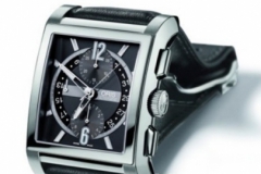 豪利时推出全新方形钛合金系列腕表