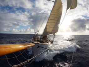 沛纳海古典帆船挑战赛逐浪启航