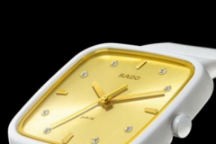 雷达r5.5系列高科技陶瓷白色珠宝手表