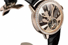 带来绝代风华的佩带效果 彰显高贵身份的珠宝腕表