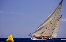 沛纳海双桅帆船闪耀2012年安提瓜古典帆船挑战赛